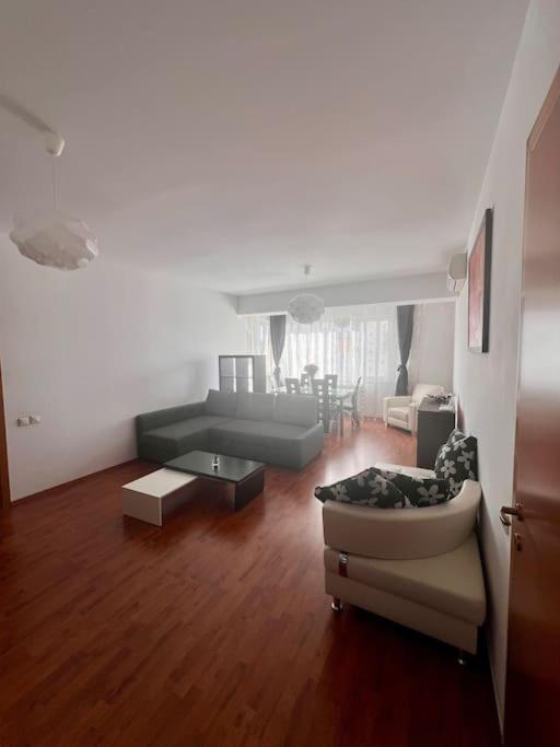 Quadra Place * Bucharest